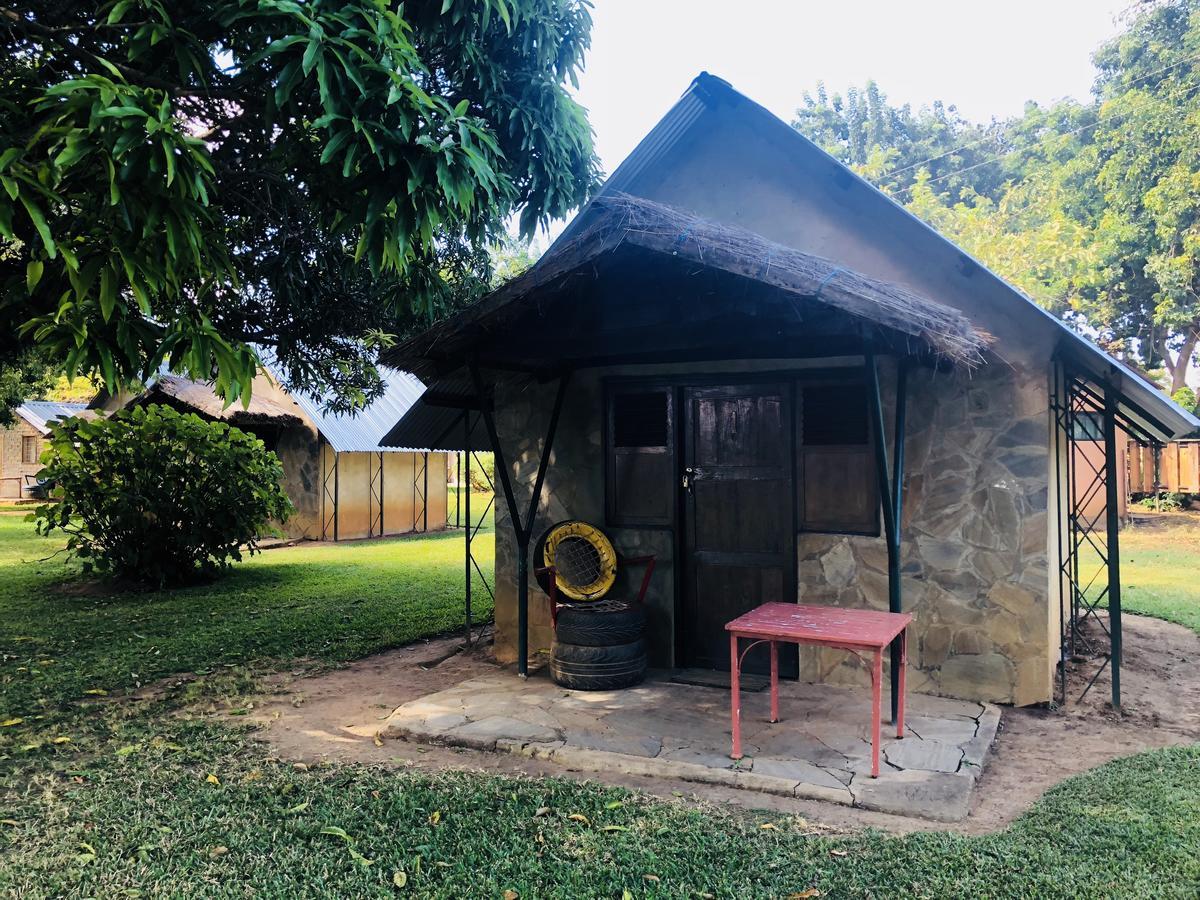 Fringilla Lodge Chisamba Exterior photo